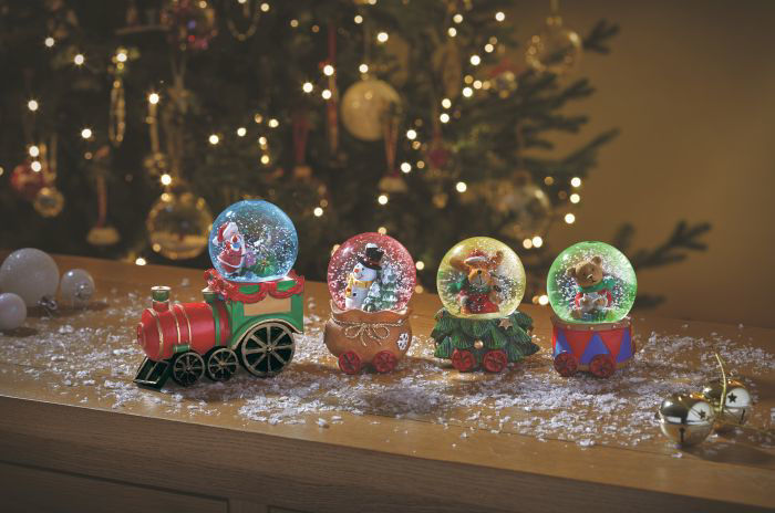 Picture of 6cm All Aboard Snow Sphere Express Set (Batteries Included)